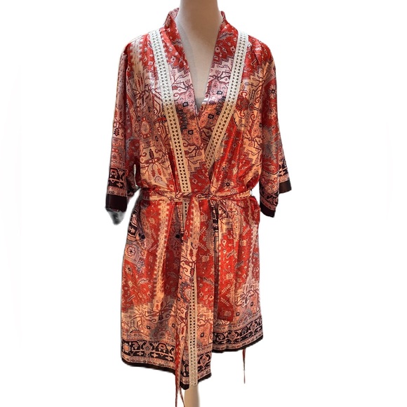 David’s Bridal Multicolor Silky Tie Waist Knee Length Robe Size S/M - Picture 2 of 16